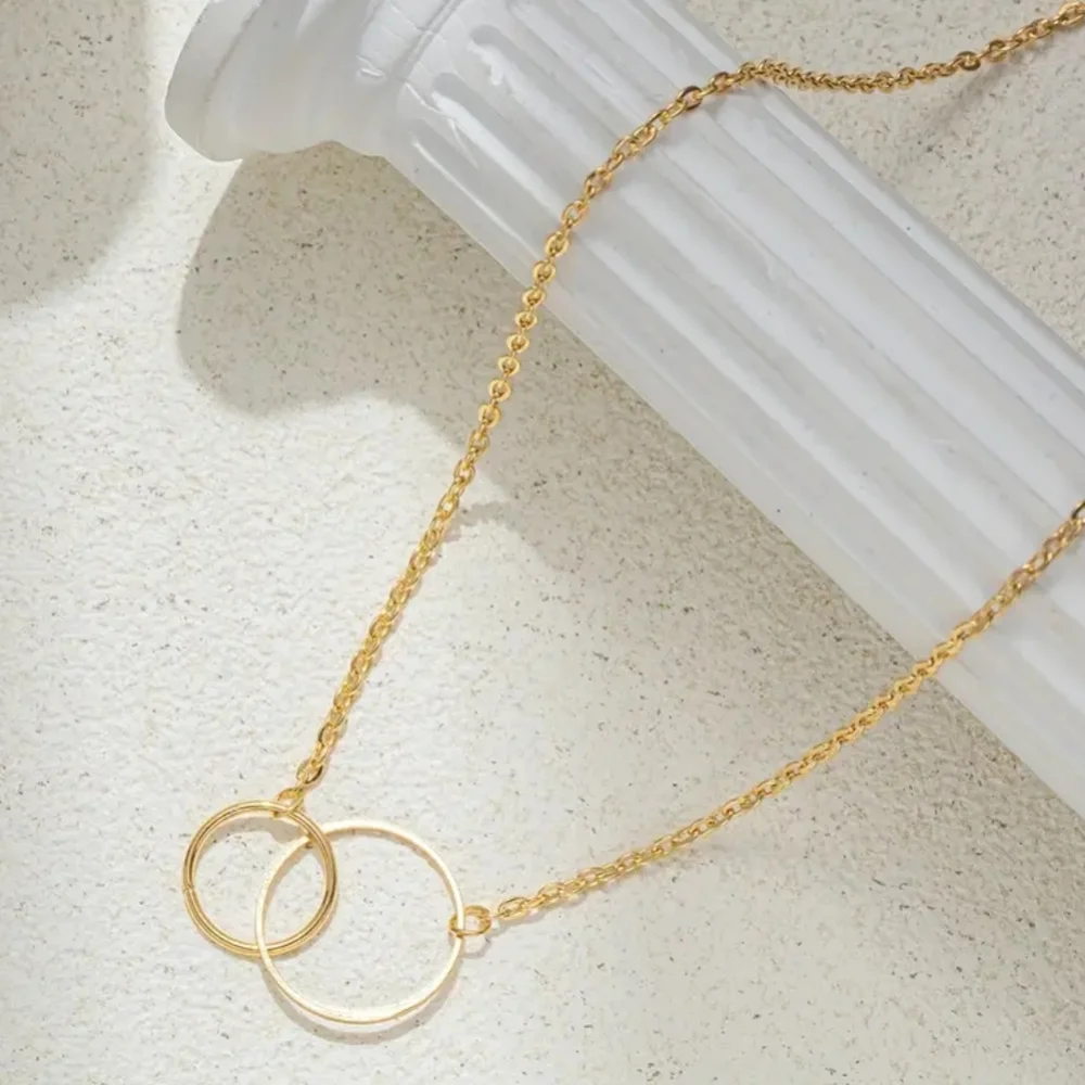 ✨ Double circle classy necklace ✨ - Picture 2 of 5